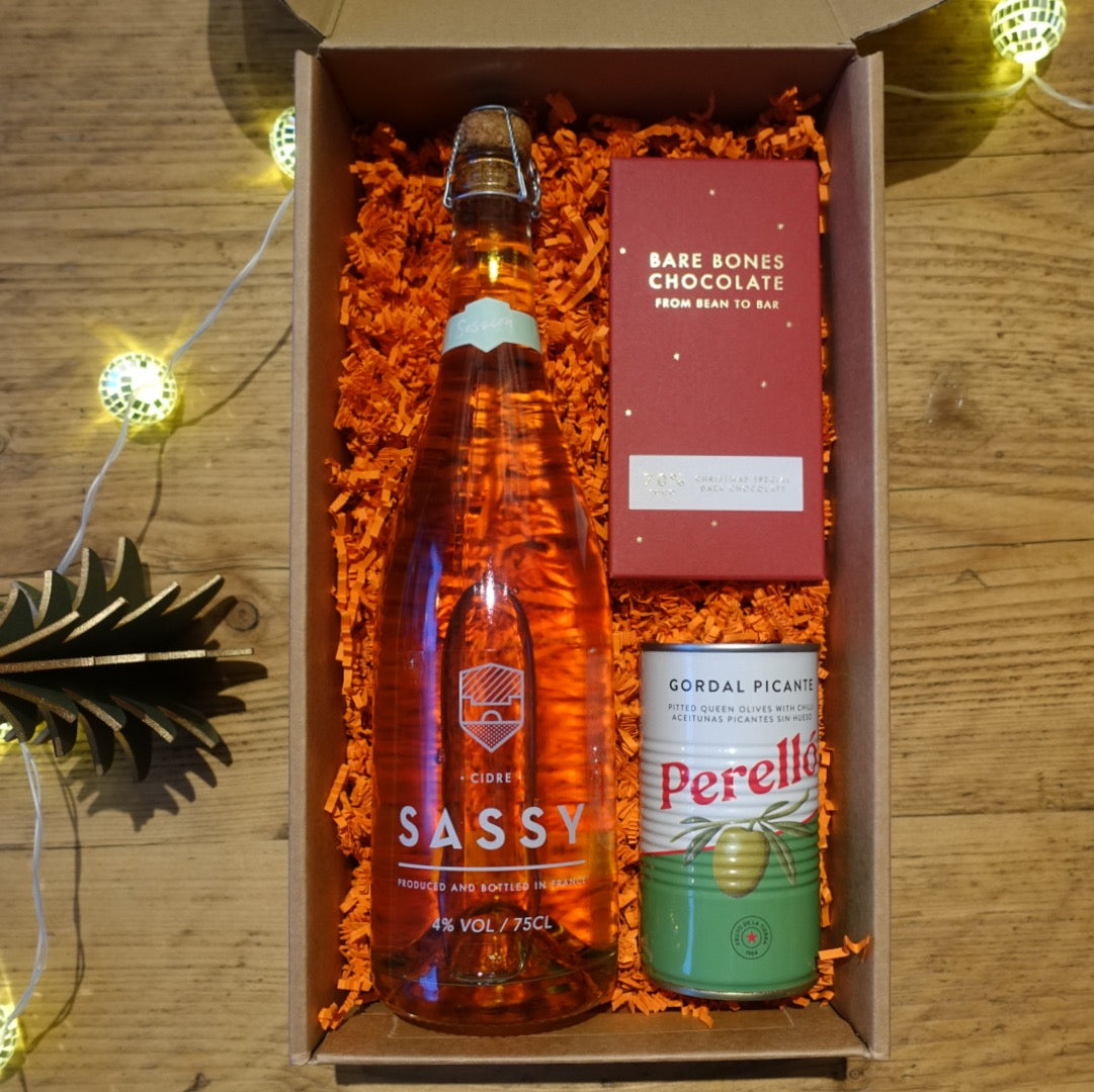 Hamper: The Sassy